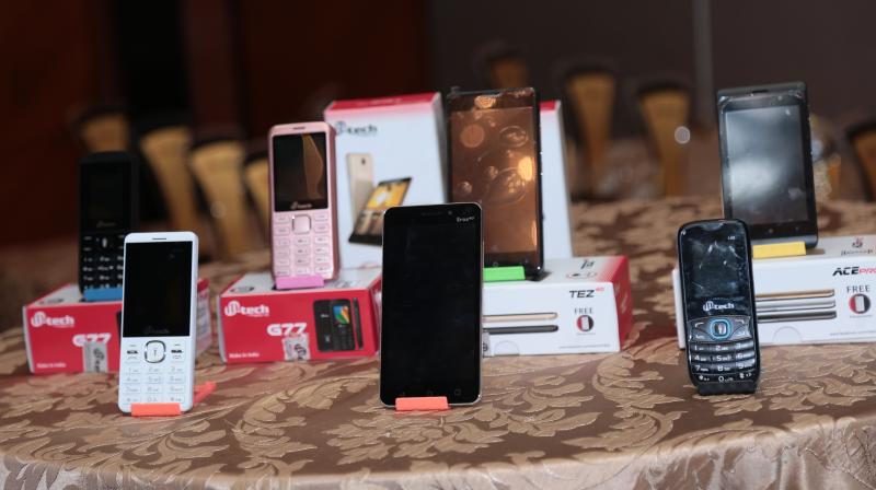 Talking of product pipeline, the launch of new models is intended to cater to the budget customer. The feature phone models include L- 66, G-77, Classic and Atom. All phones are dual SIM with varying screen sizes and battery power ranging from 1000mAh to 3000mAh .