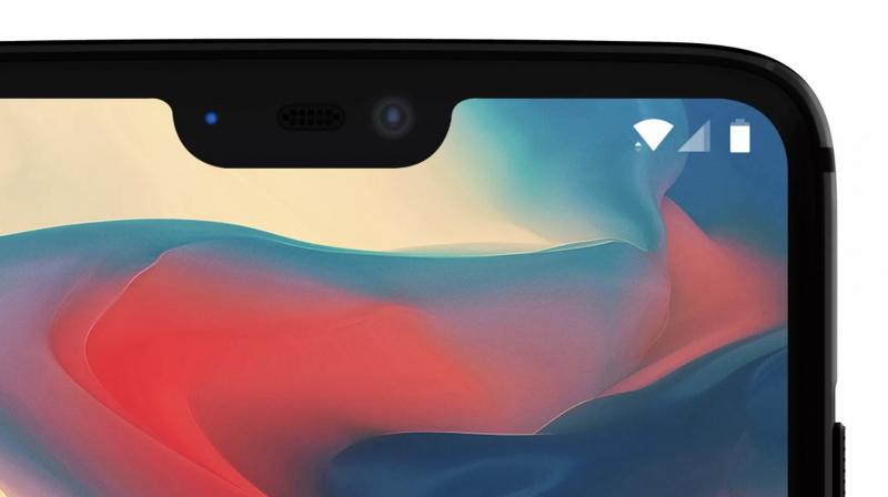 In addition to this new Marvel collaboration, the company has been teasing that the OnePlus 6 will be featuring water-resistant support as well.