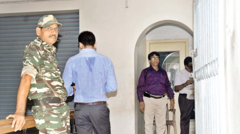 I-T officials on Wednesday raided 40 premises belonging to Seyadu Beedi manufacturers, this one at Pattinambakkam. (Photo: DC)