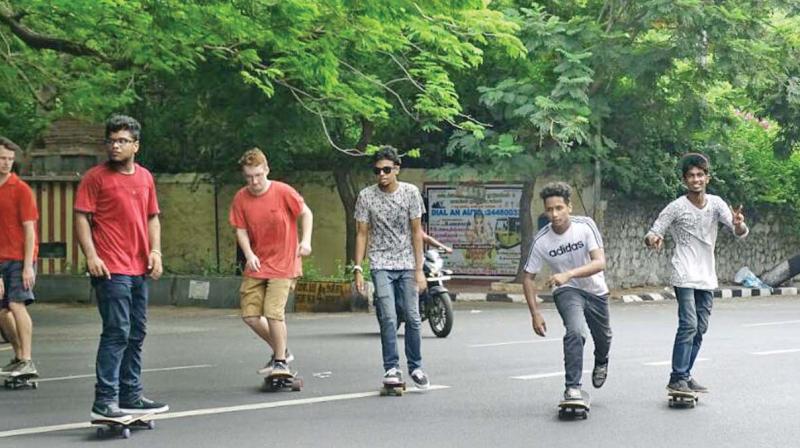 Skateboarders on Chennai roads