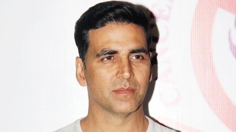 Akshay waslast seen in Rustom.