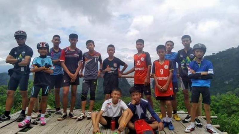 A navy commander overseeing the search said he was hopeful the 12 twelve boys and their 20-year-old coach would be rescued. (Photo: Facebook / Love Mae Sai)