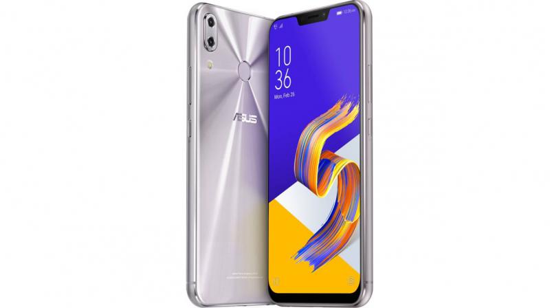 The Asus Zenfone 5Z comes with a 6.2-inch superIPS FHD+ display, dual-cameras with artificial intelligence (AI) capabilities.