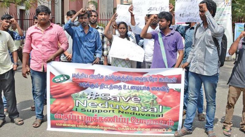 The standoff on Neduvasal project is set to escalate since the stand of both the governments is poles apart.