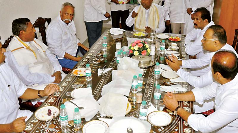 Chief Minister Siddaramaiah at a meeting with state Congress leaders in New Delhi on Monday.