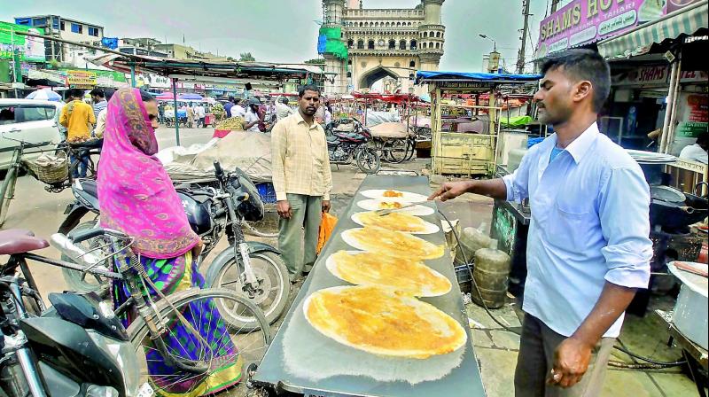 A roadside dosa eatery near the Charminar in Old City.  (Photo: DC)