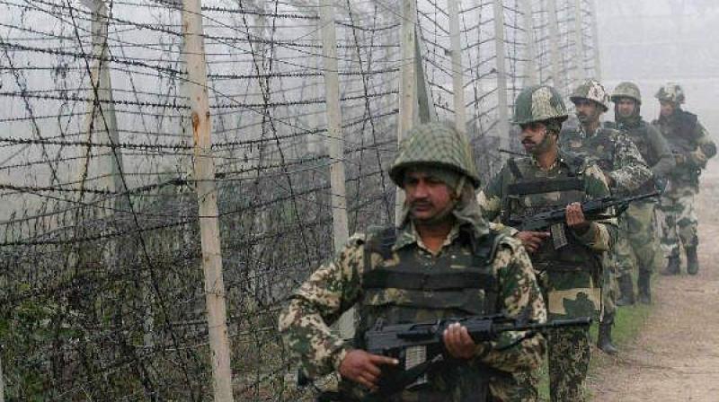 Army troops patrolling along the border (Photo: PTI/File)