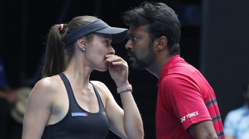 Leander Paes and Martina Hingis lost 3-6, 2-6 against the Australian pair of Sam Groth and Samantha Stosur in a quarterfinal match that lasted 55 minutes. (Photo: AP)