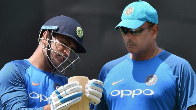 Ravi Shastri silenced queries on current wicketkeeper Mahendra Singh Dhoni, saying that great players like Dhoni should decide their own future.(Photo: PTI)