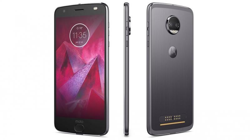 However, the Moto Z2 Forces party piece is its display  a 5.5-inch AMOLED display with 1440x2560 pixel resolution.