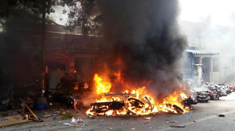 Several vehicles were set on fire in Chennai. (Photo: DC)