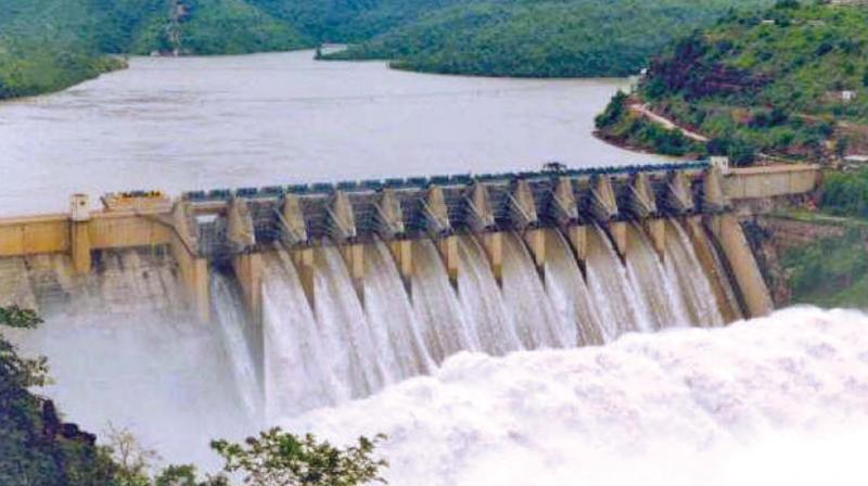 Both Mettur and Bhavanisagar have storage of less than 40 per cent of water in the month of January and the outflow to all the major reservoirs have become meager.