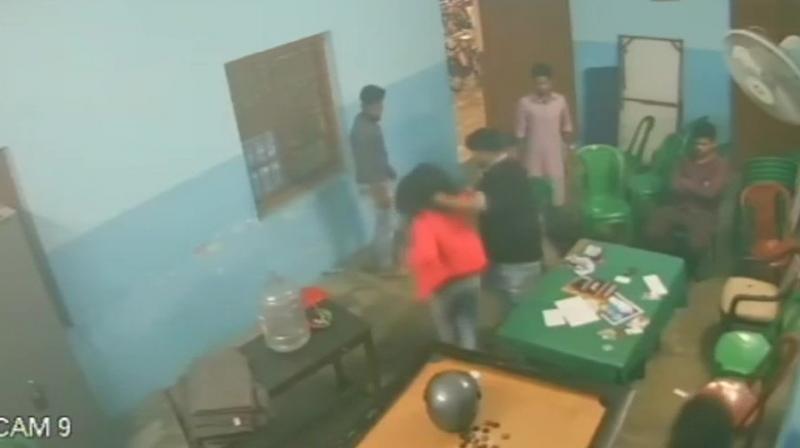 In the video, the offender first slapped the girl and tried hitting her with a glass cover. (Photo: ANI/Twitter)