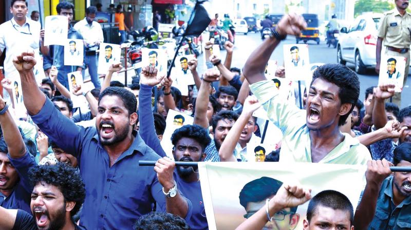 Students of Goodness Institute of Film and Television, who are batchmates of Jerin Michael, block road at Kacheripady on Tuesday in protest against medical negligence leading to the death of Jerin at Ernakulam Government Medical College. (Photo: ARUN CHANDRABOSE)