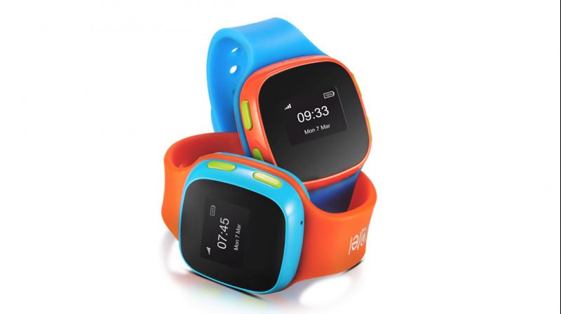 Parents can call or send voice messages to their children through this smartwatch.