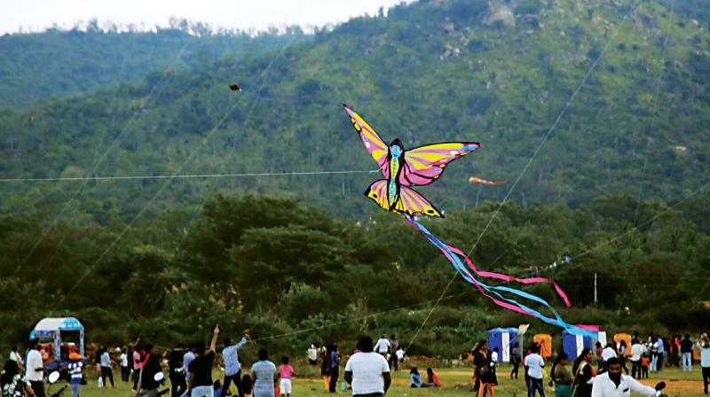 The Internet has been a blessing for us to reach out to the youth and introduce the old tradition of kite flying to them. Dasara too provides us with a similar platform,  said Mr Rao