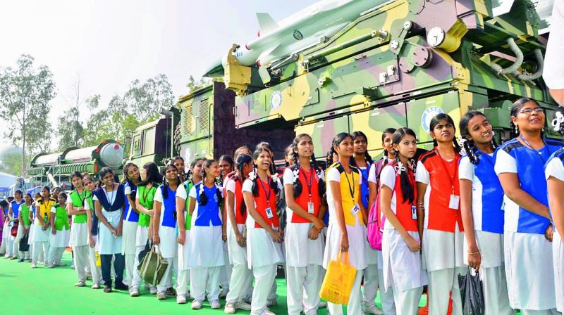 Students queue up to visit DRDOs exhibition at the Indian Science Congress in Tirupati on Wednesday. 	(Photo: Madhu B.)