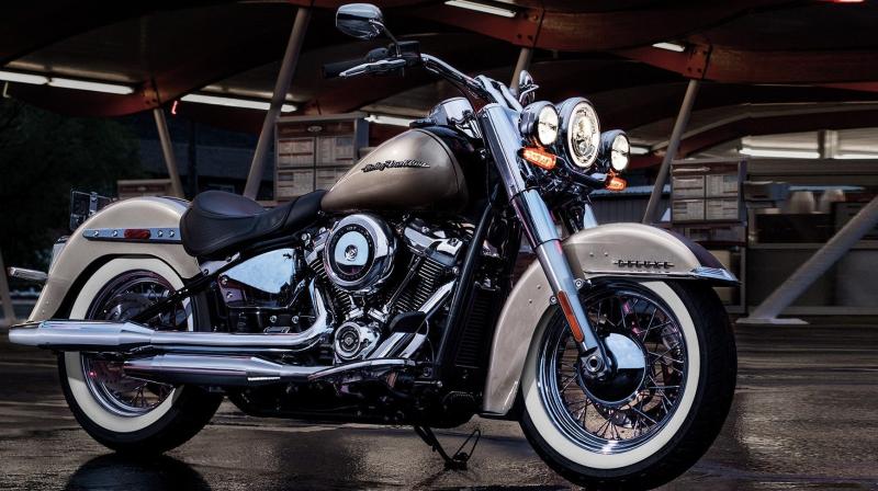 The Low Rider and Deluxe come with the 107 Milwaukee-Eight engine while the Fat Boy Anniversary Edition gets the larger 114 Milwaukee-Eight V-twin