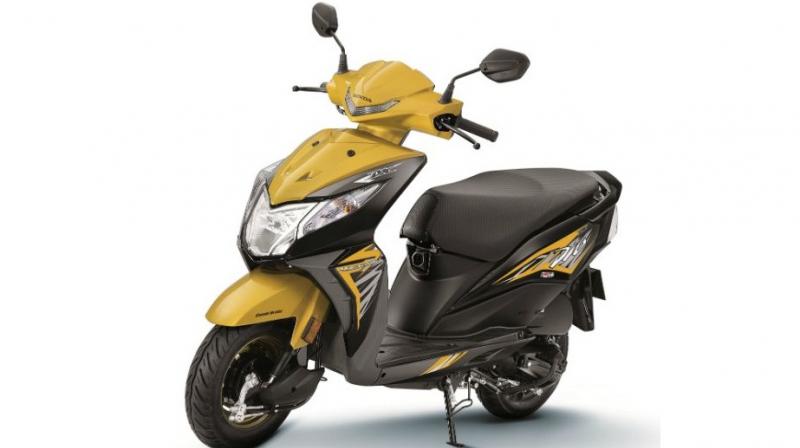 The 2018 Honda Dio packs a host of updates like LED Headlamps, digital instrument cluster and comes in two variants
