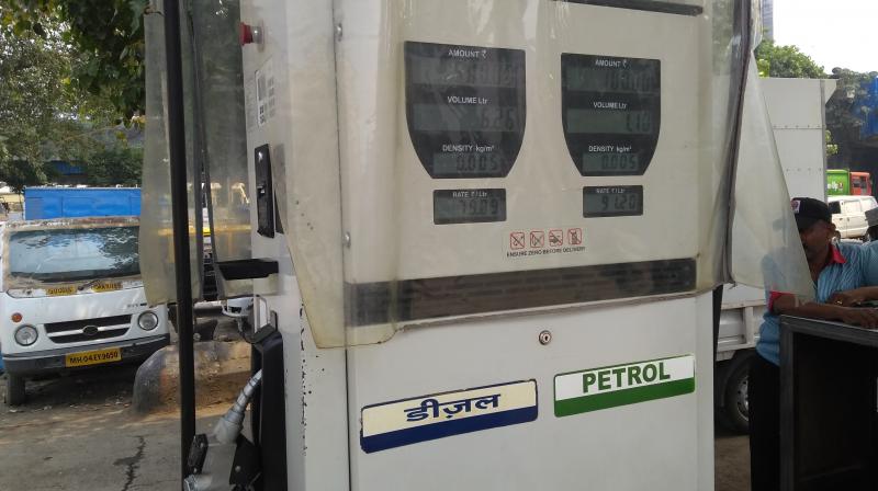In Delhi, petrol is being sold at Rs 82.83 per litre after an increase of 11 paise. (Photo: DC)
