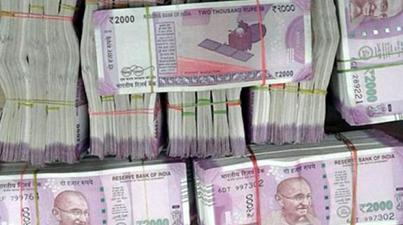 The Indian government is considering a plan to loosen the fiscal deficit target so that it could spend an additional Rs 500 billion to bolster the economy. Photo: PTI
