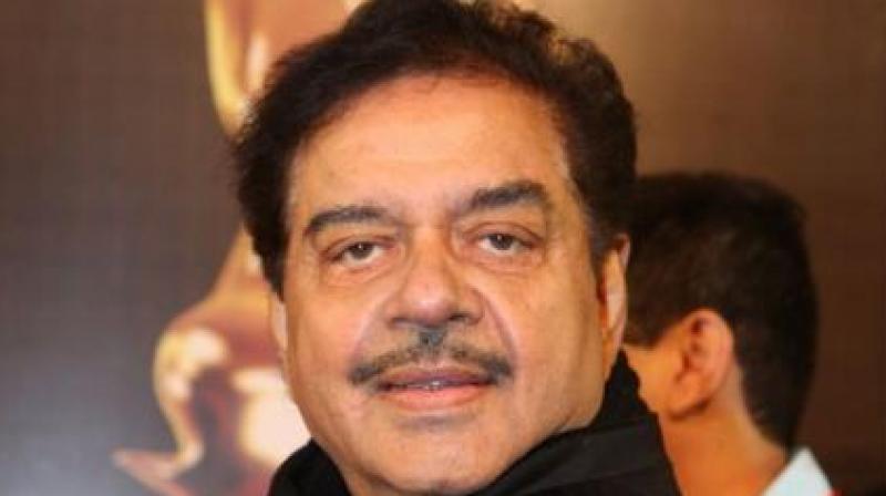 Public angry over GST, note ban, Gujarat polls a challenge to BJP: Shatrughan Sinha