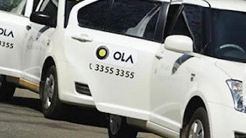 RC Puram police, which is probing the case of an Ola cab being burnt by four drivers near BHEL on Friday, has identified the car used by the suspects on CCTV but is unable to trace it as yet as the car had no registration number.
