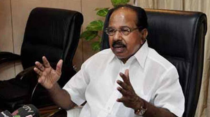 Congress leader and former Karnataka chief minister Veerappa Moily denied any embarrassment caused to the Congress by the arrest of the son of a Congress legislator for assaulting another man. (Photo: PTI)