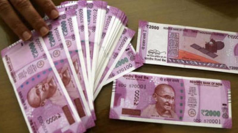 The police also requested the public to be alert about fake currency circulating in the market, which is now high due to demonetisation.