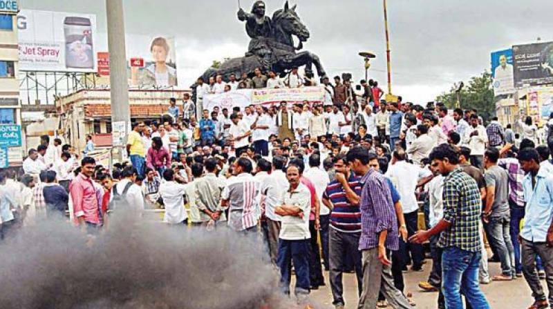 A file photo of farmers protesting against delay in implementation of Mahadayi project.