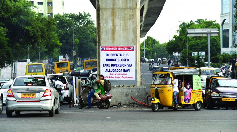 Traffic diversion sign under Oliphanta bridge.  	(Photo:DC)