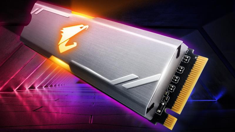 Freshly launched, AORUS RGB M.2 SSD comes in two mainstream storage capacities: 256GB and 512GB. The SSD delivers sequential read speeds up to 3480MB/s and sequential write speed up to 2000MB/s and is built with anodized, aluminum heatsinks for excellent heat dissipation to prevent heat from being detrimental to storage performance.