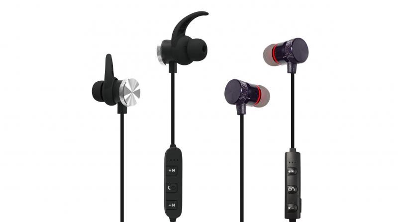 The stereo earphones use noise canceling technology to ensure that the user enjoys good audio performance.