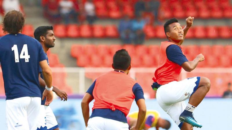 Chennaiyin FC would be hoping that Jeje Lalpekhlua (right) would break his duck in ISL-4 on Thursday.