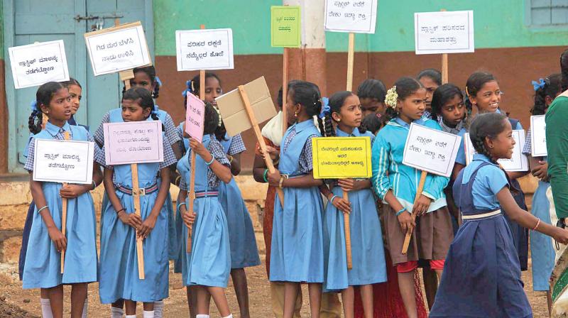 School students taking part in a Green Army initiative.(Image DC)