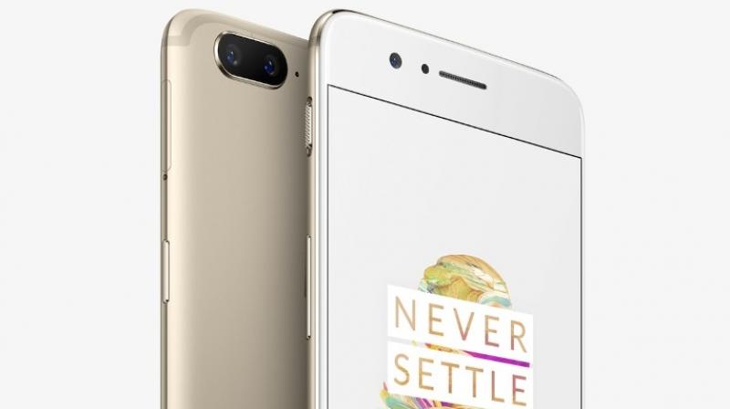 Soft Gold variant of OnePlus 5 smartphone (Photo: OnePlus)
