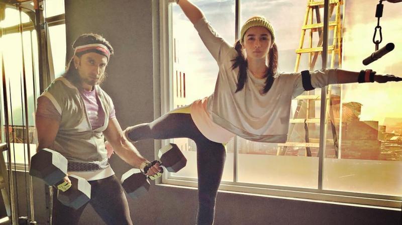 Ranveer Singh and Alia Bhatt in a workout. (Photo: Instagram)