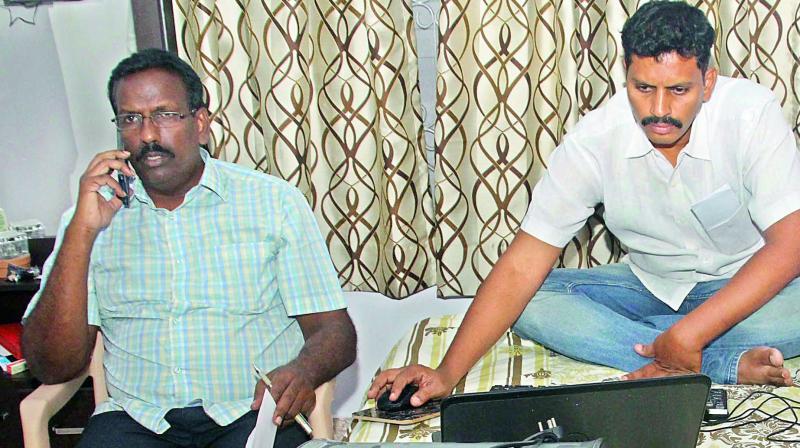 ACB officials inspect R&B engineers house in Vijayawada on Monday. 	(Photo: DC)