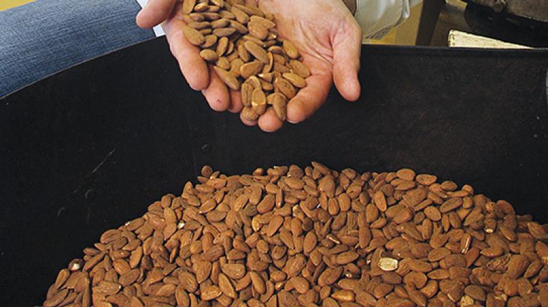 Almonds are said to have the potential to be a smart snack (Photo: AFP)