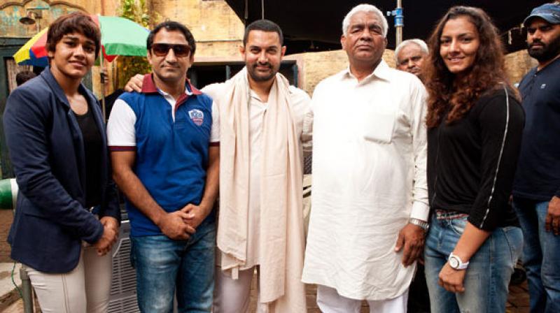 Aamir Khan with the Phogats during the shooting of Dangal.