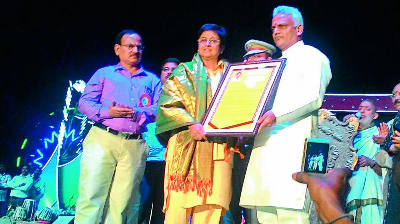 Lieutenant Governor of Puducherry Kiran Bedi being felicitated during the Yanam Utsavalu in Yanam on Sunday.	(Photo: DECCAN CHRONICLE)