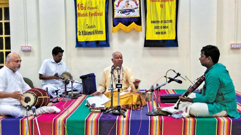 Tadapally Lokanatha Sarma during the recital.