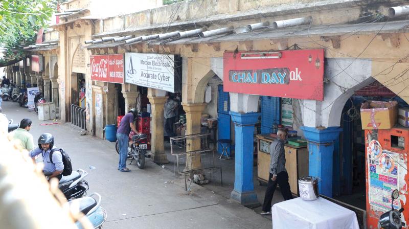 Even today Johnson Market is the most preferred location for mutton, fish and fresh vegetables.