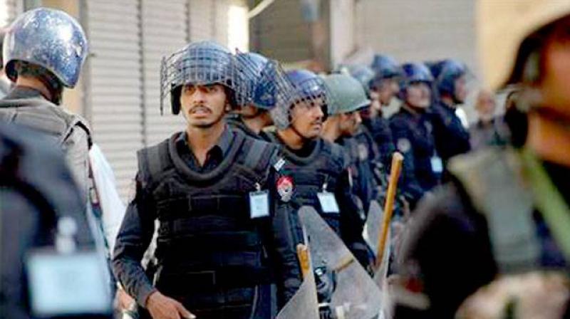 Panic and fear gripped as two armed men tried to enter a private school in Haroonabad area of Bahawalnagar. (Photo: Representational Image/AP)