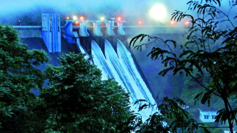 Water gushing out of Idamalayar Dam at Idduki in Kerala as shutters of the dam opened at 5 on Thursday early morning, with the storage level crossing 169 metres, the full reservoir level. (Photo:ARUN CHANDRABOSE, PTI)
