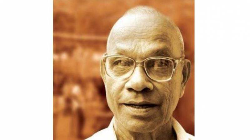 Paloor won the Kerala Sahitya Akademi Award, the states highest literary honour, in 1983 for his collection Kalikalam.