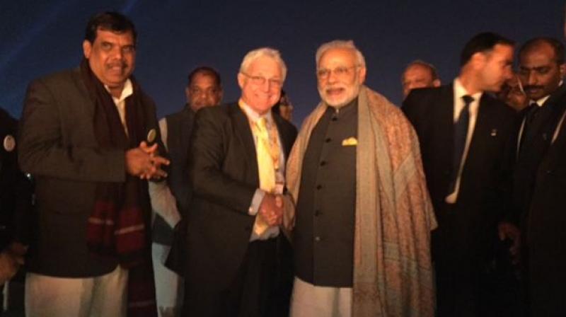 Greenwood with PM Modi at Vibrant Gujarat Summit 2017.