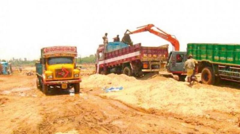 he officials seized a loaded sand lorry, a water pump and a pipe from the accused.  (Representational Image)