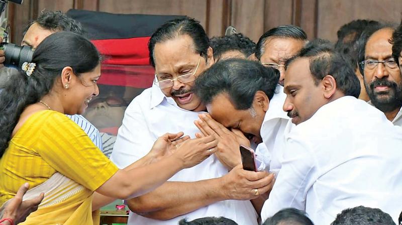 DMK leader MK Stalin breaks down after Madras High Courts verdict to allow the burial of his father and former chief minister M Karunanidhi at Marina beach, in Chennai on Wednesday (Photo: DC)