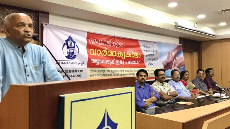 Noted cancer specialist M.V. Pillai inaugurates the programme - The old age of a Malayalee, are the preparations sufficient, organised by P Kesavadev Trust in Thiruvananthapuram on Saturday. Dr Arun Shankar, Dr Jothydev Kesavadev, Dr George Onakkoor, R Parvathi Devi, Dr John Panicker and  Dr Arun B Nair are also seen.